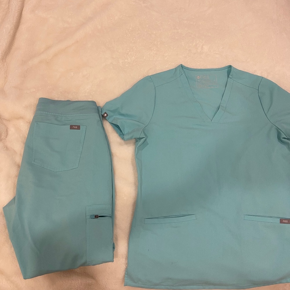 Figs limited edition teal color scrubs set “joggers”